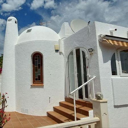 Villa Robert con piscina comunitaria uso exclusivo para una casa por turno Calpe Esterno foto