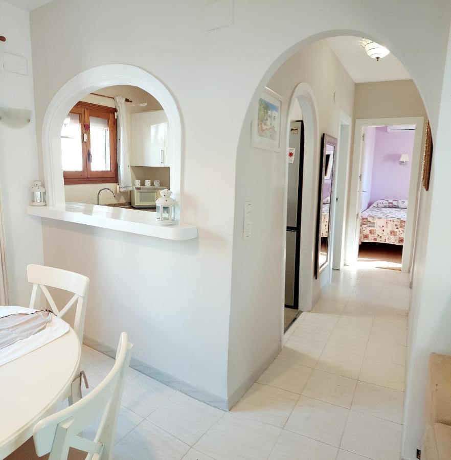 Villa Robert con piscina comunitaria uso exclusivo para una casa por turno Calpe Esterno foto