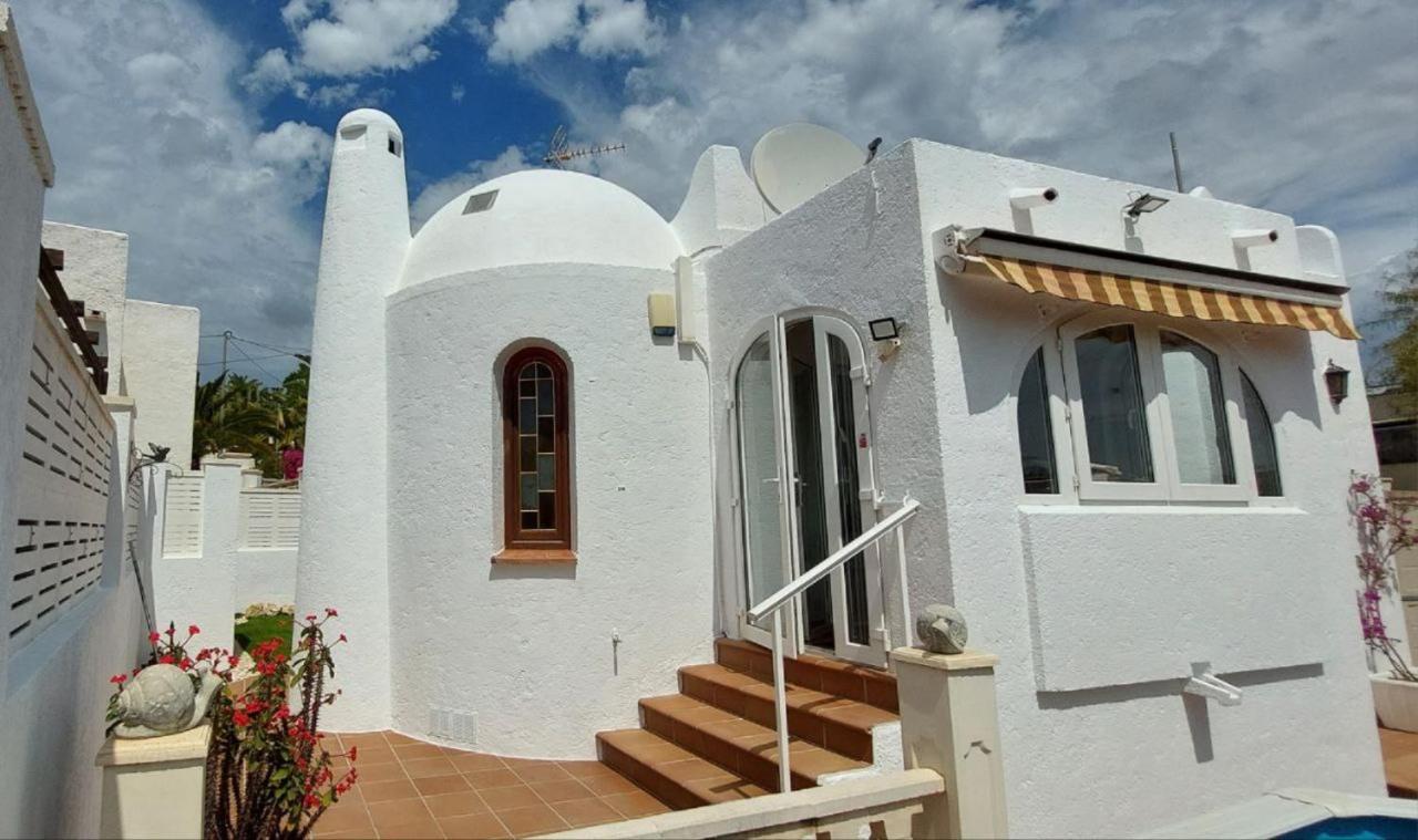 Villa Robert con piscina comunitaria uso exclusivo para una casa por turno Calpe Esterno foto