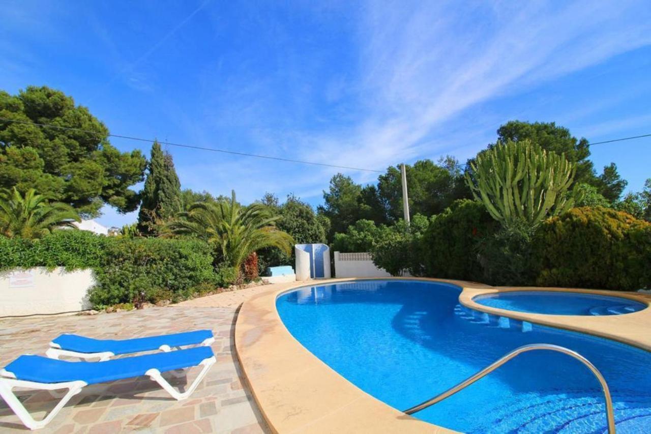 Villa Robert con piscina comunitaria uso exclusivo para una casa por turno Calpe Esterno foto